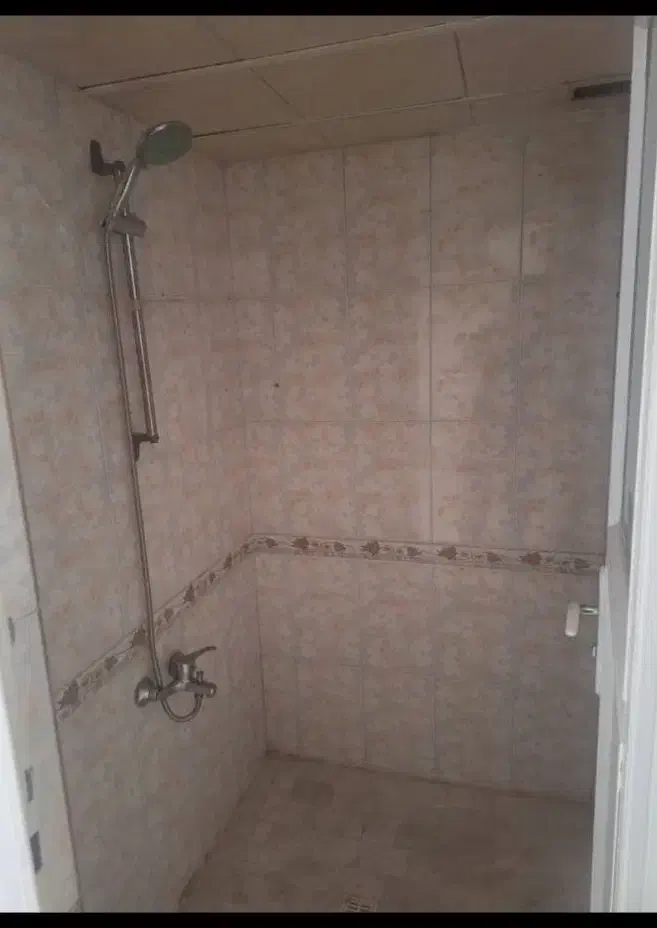 آپارتمان۶۵متر/پارکینگ دار/تخلیه/تکواحد/بلورسازی