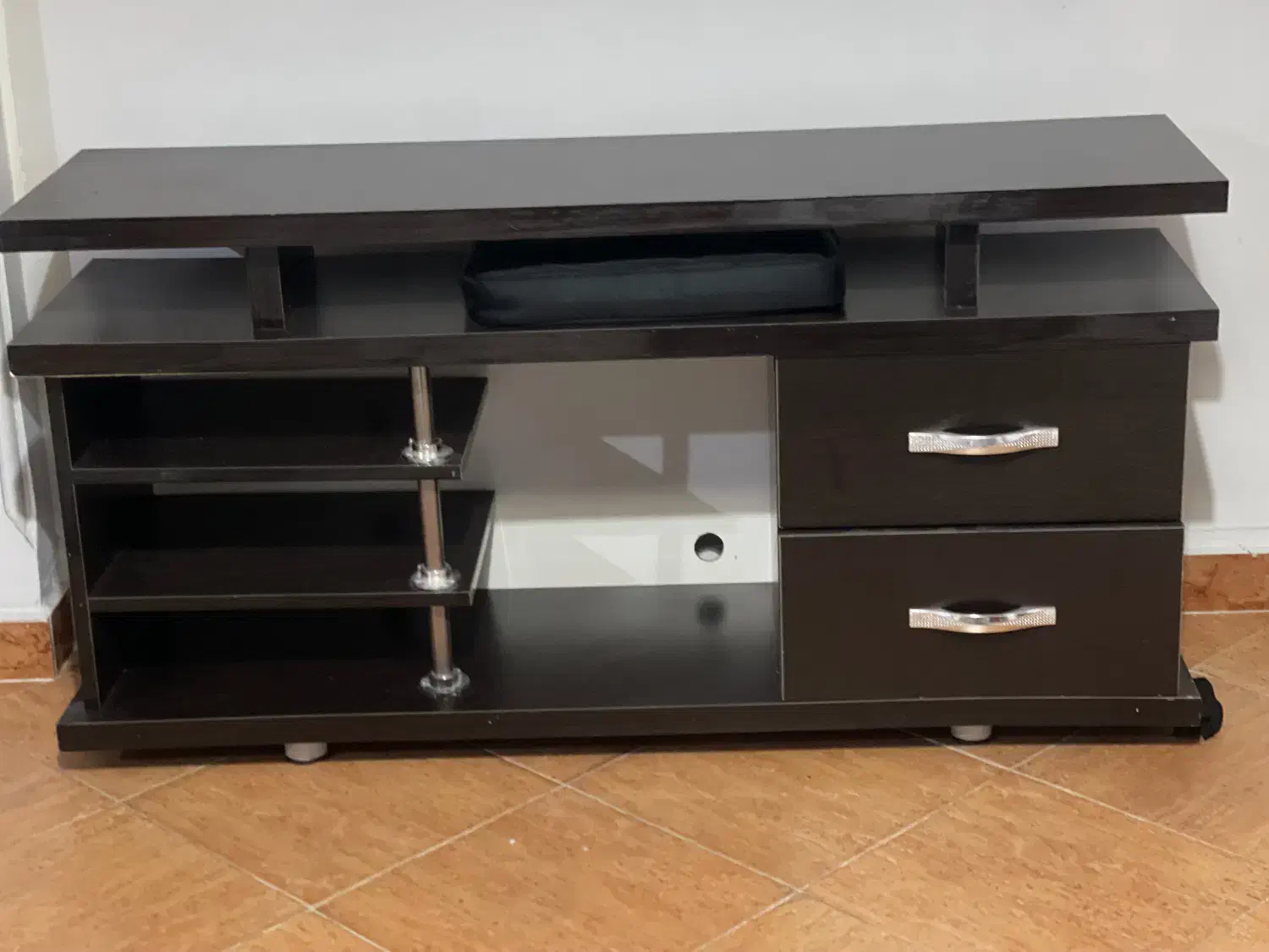 میز تلوزیون|میز تلویزیون|رشت, منظریه|دیوار