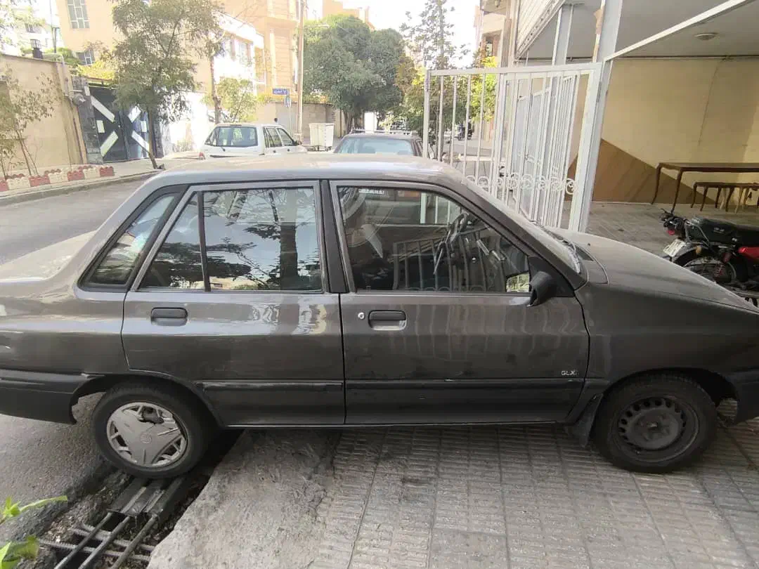 پراید مدل ۸۲ کم کارکرد بدون رنگ ضربه|خودرو سواری و وانت|تهران, اوقاف|دیوار