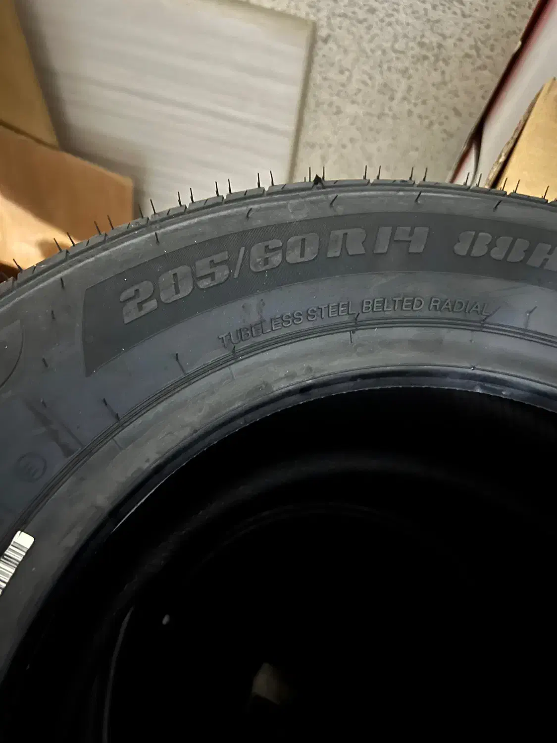 لاستیک بارز|قطعات یدکی و لوازم جانبی|تهران, میدان ولیعصر|دیوار