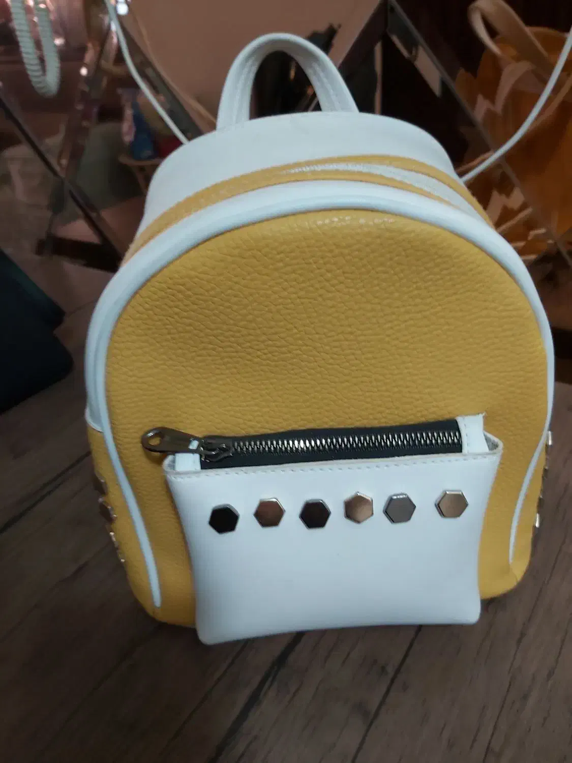 کیف کوله دخترونه و کیف دوشی زنانه|کیف، کفش، کمربند|رشت, فلسطین|دیوار