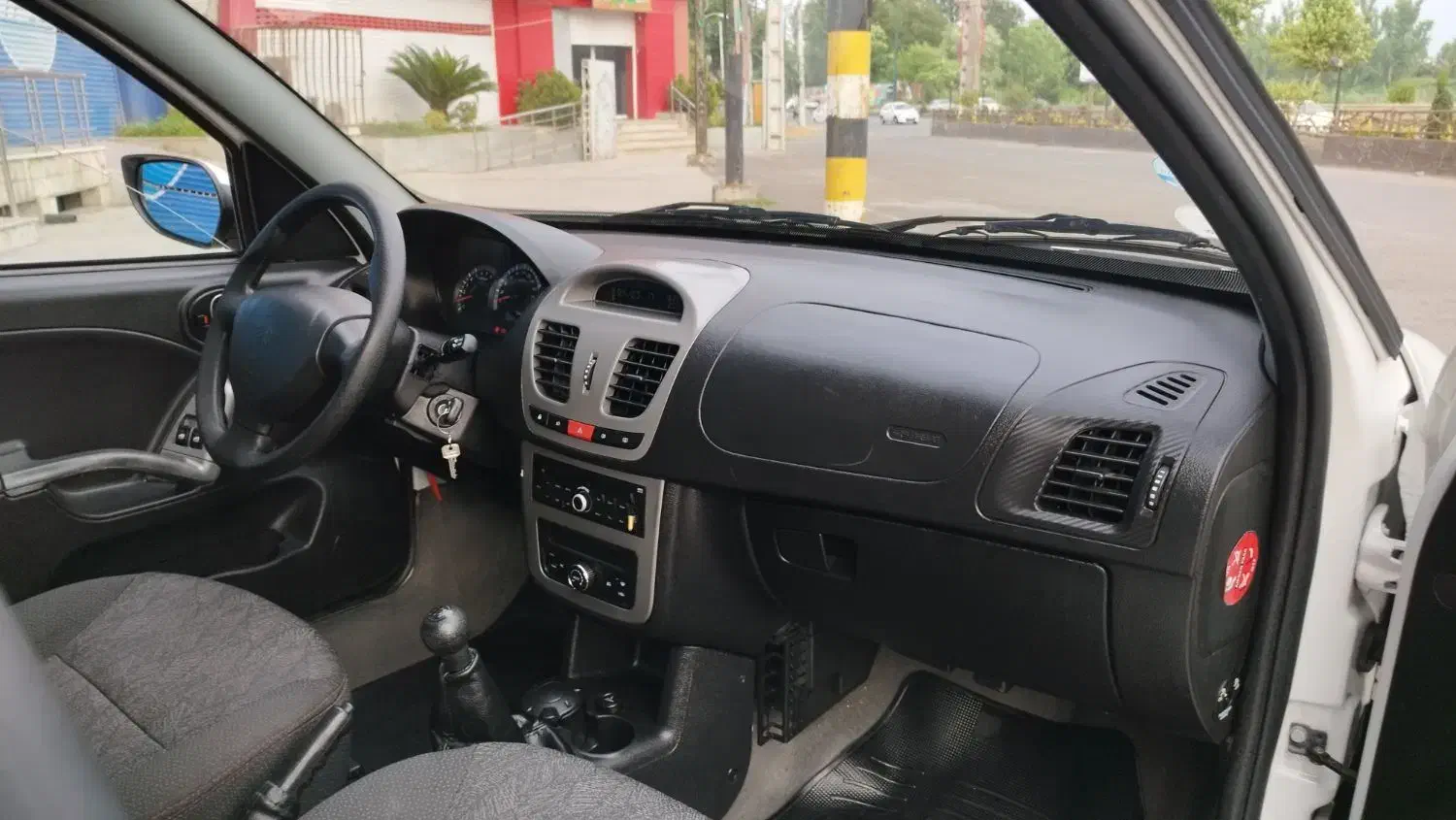 کوییک R درحد صفر آبشنال مانیتور دار|خودرو سواری و وانت|رشت, رودباری|دیوار