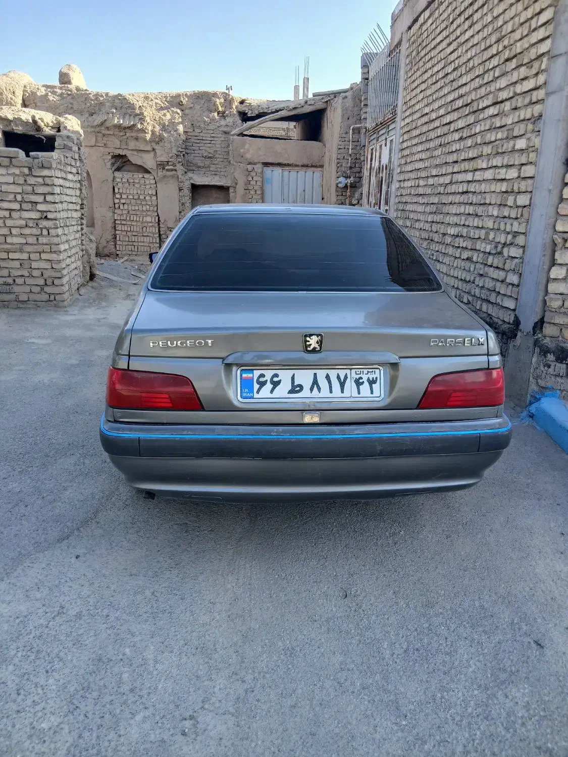 پارس ۸۷با سیستم|خودرو سواری و وانت|پیر بکران, |دیوار