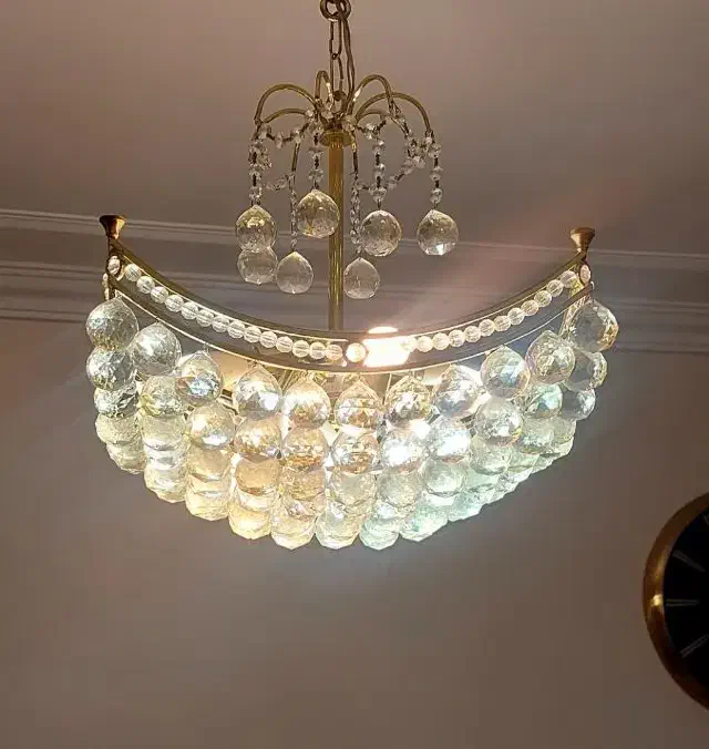 لوستر|لوستر و چراغ آویز|قدس, شهرقدس|دیوار