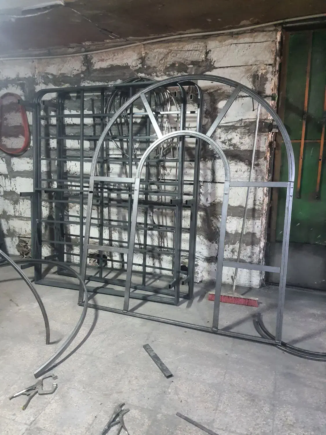 استخدام نیرو ساده فنی جهت جوشکاری فلاپی زدن|استخدام صنعتی، فنی، مهندسی|مشهد, گرجی علیا|دیوار