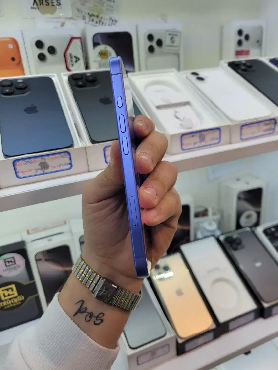 iPhone 16 normal حافظه 128 باطری 96|موبایل|کرج, گوهردشت|دیوار