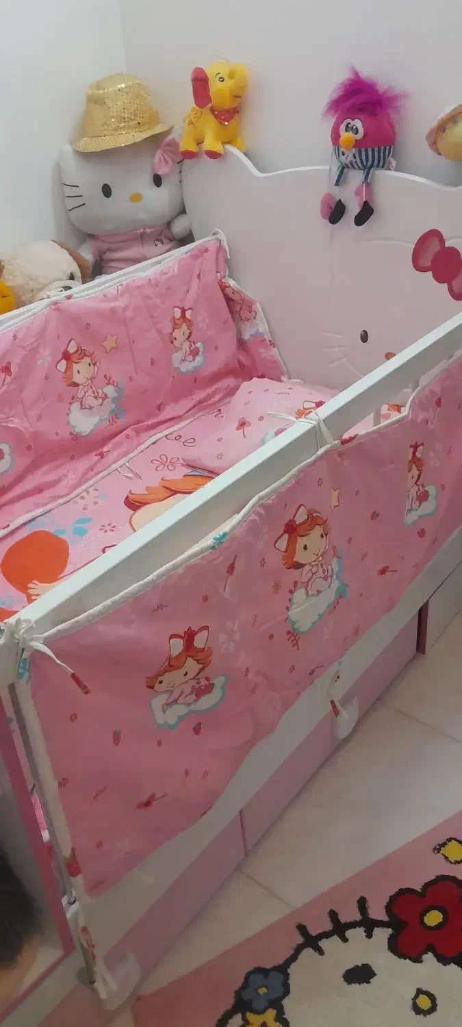 روتختی و پتو نوزادی|رختخواب، بالش، پتو|اسلام‌شهر, شهرک انبیا|دیوار