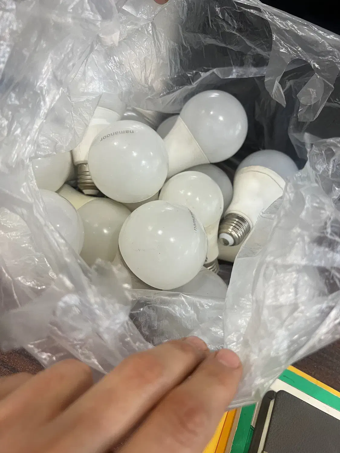 لامپ LED سوخته|لامپ و چراغ|بوشهر, |دیوار