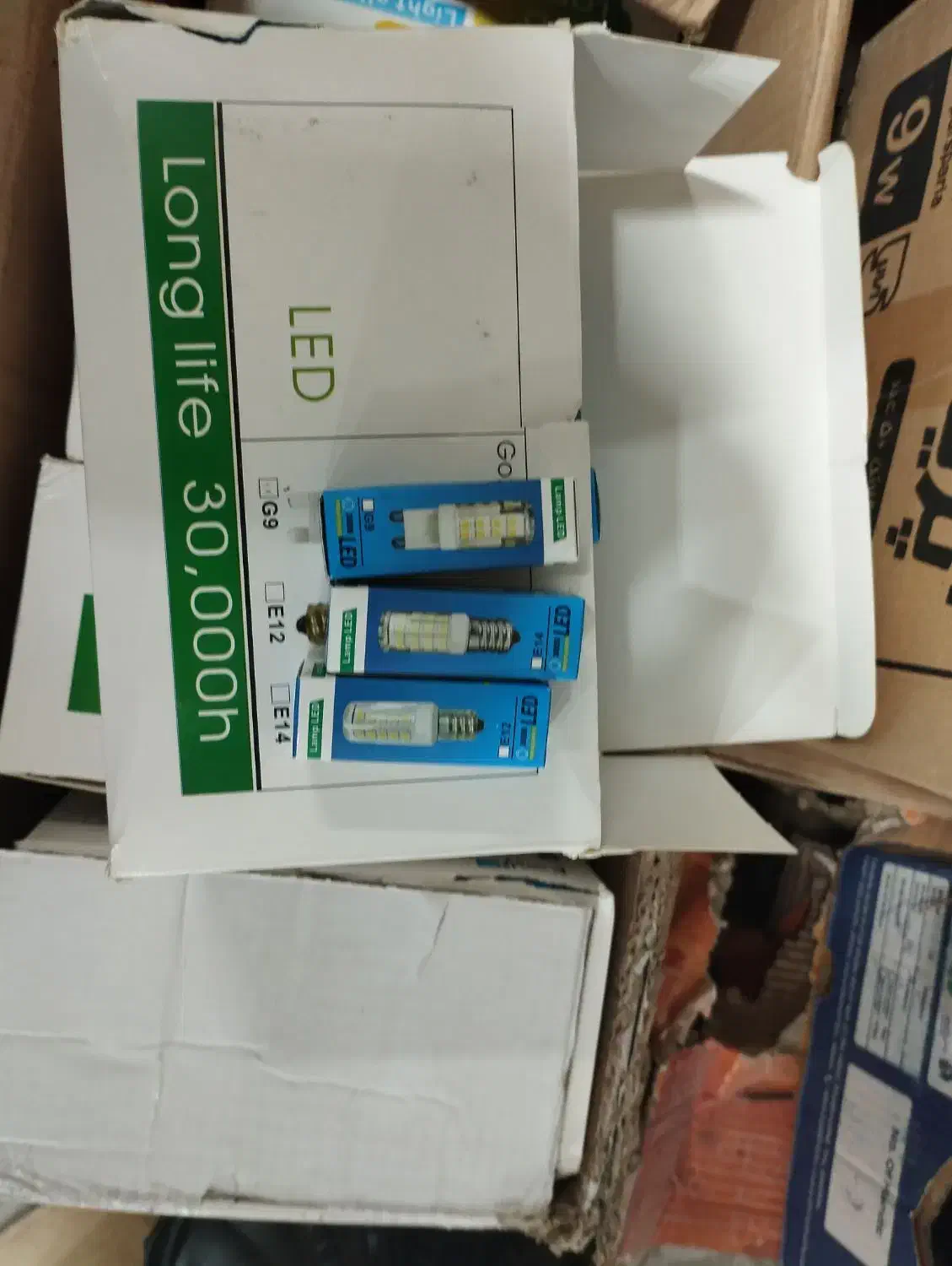 لامپ 9وات پاتروم کوچیک بلالی یخچالی لوستری کف قیمت|لامپ و چراغ|مشهد, شهید آوینی|دیوار