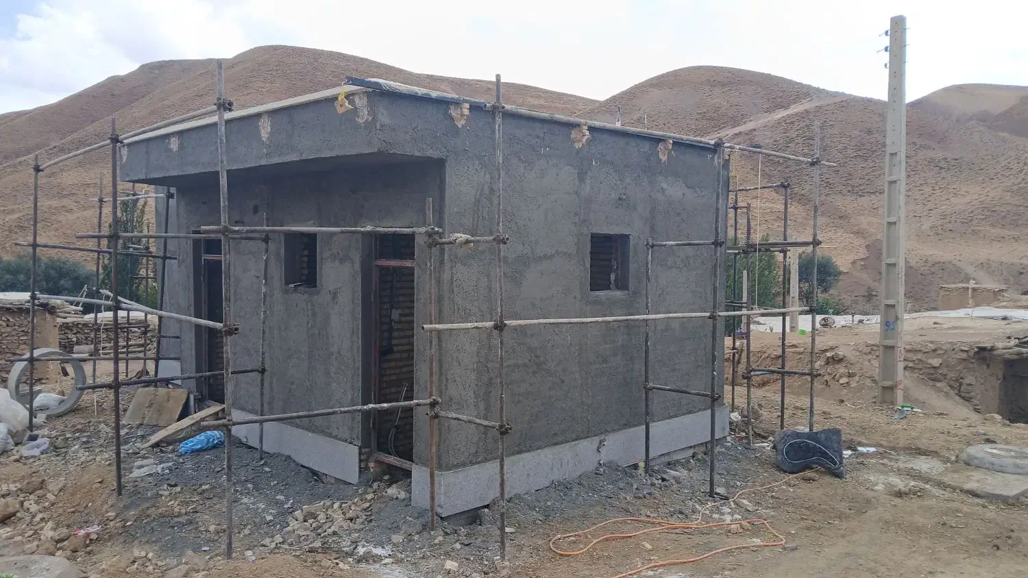 سیمانکاری سیمان کار|خدمات پیشه و مهارت|تبریز, |دیوار