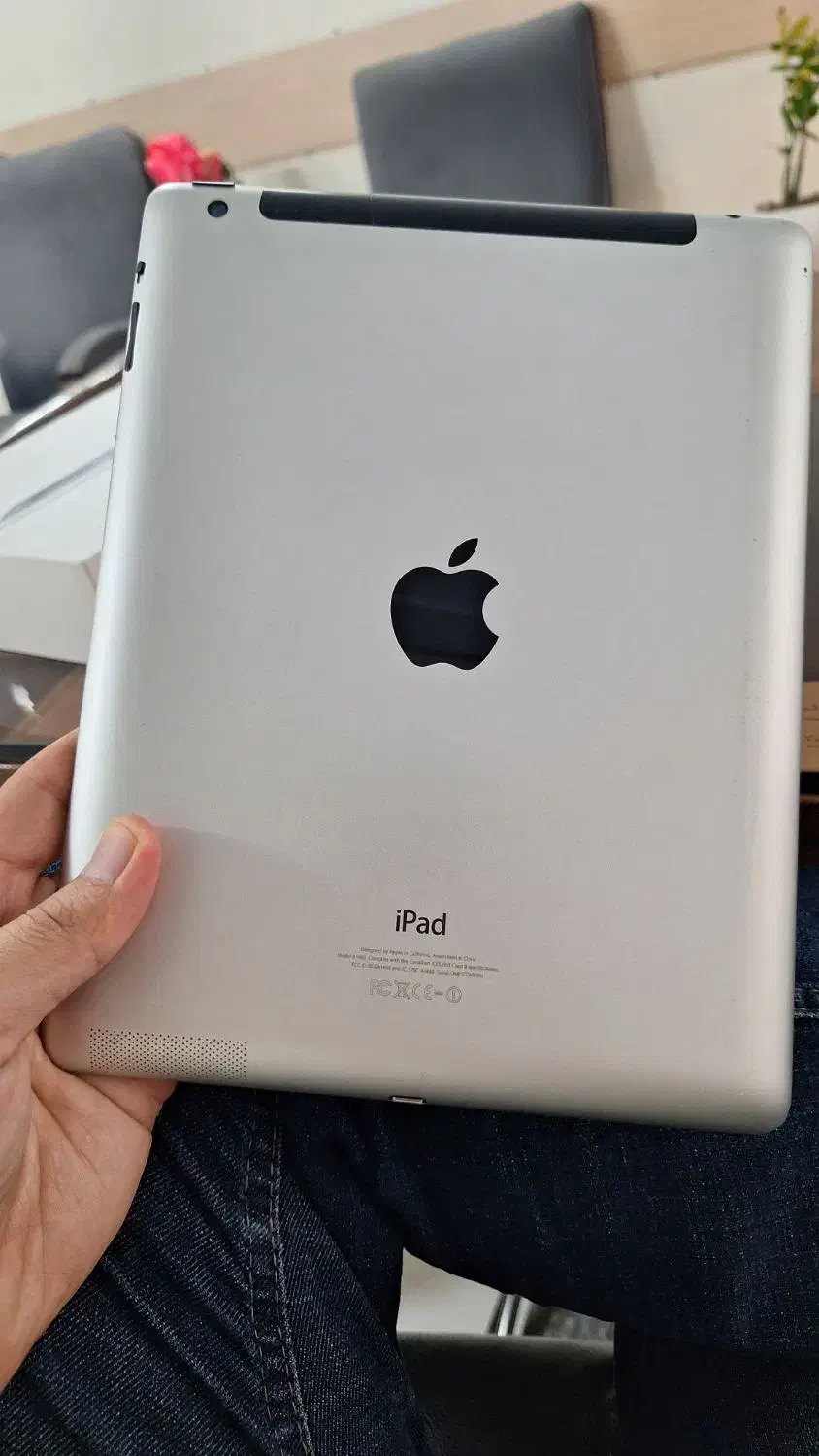 ipad 4 4g آی پد ۴|تبلت|تهران, فلسطین (میدان انقلاب)|دیوار