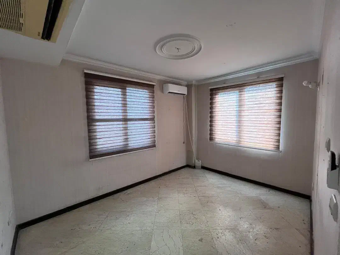 ۹۰ متر سند اداری بر ستاری کوروش مال|اجارهٔ دفتر کار، اتاق اداری، مطب|تهران, جنت‌آباد جنوبی|دیوار