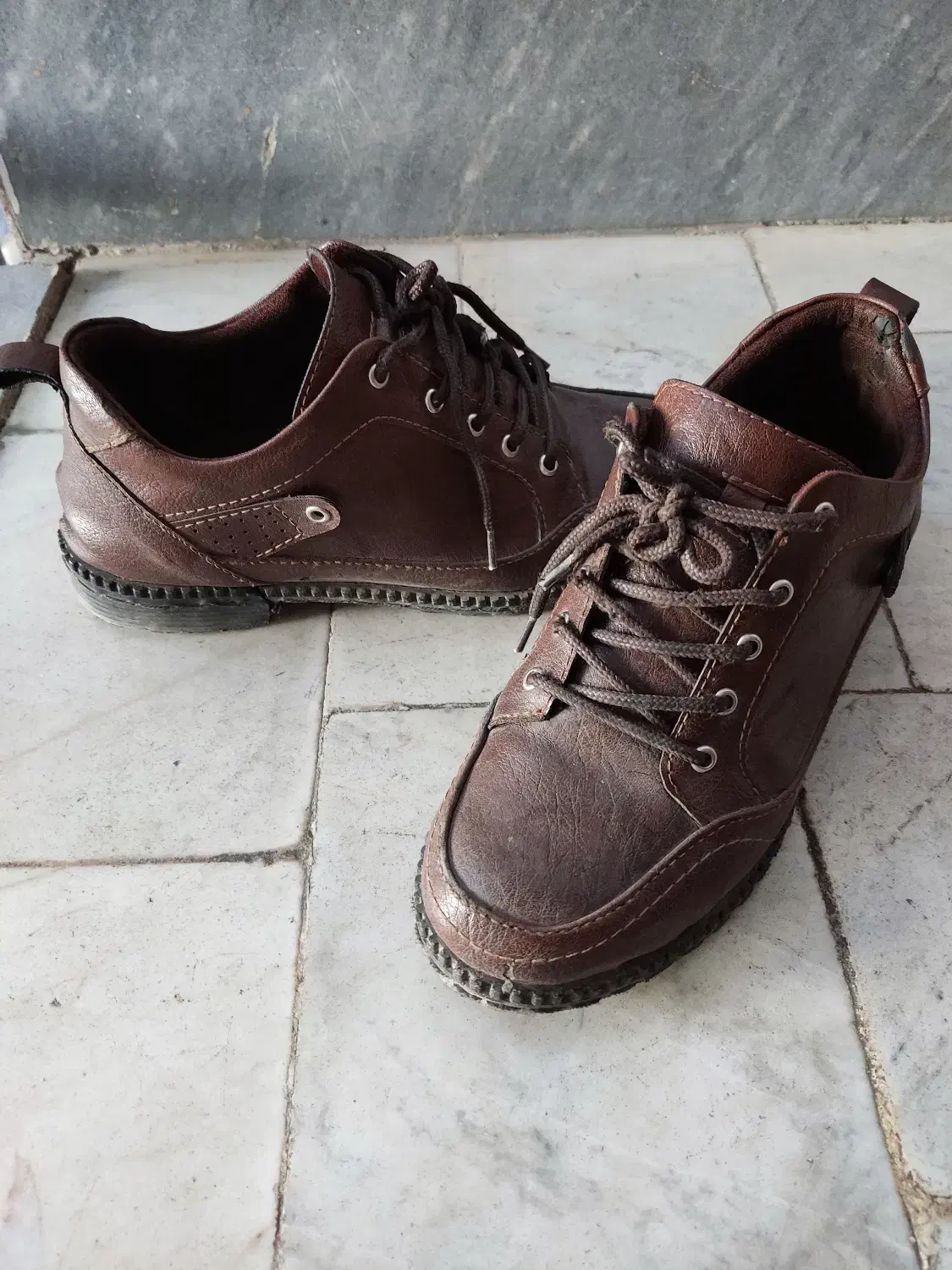 کفش|کیف، کفش، کمربند|سمنان, |دیوار