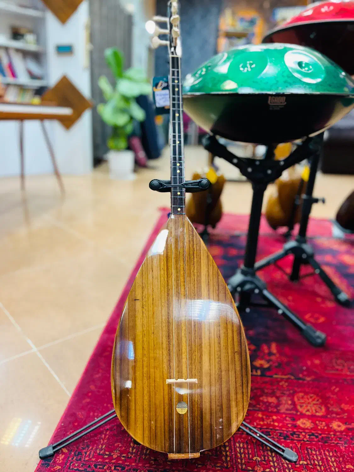 باغلاما|گیتار، بیس، امپلیفایر|ارومیه, |دیوار