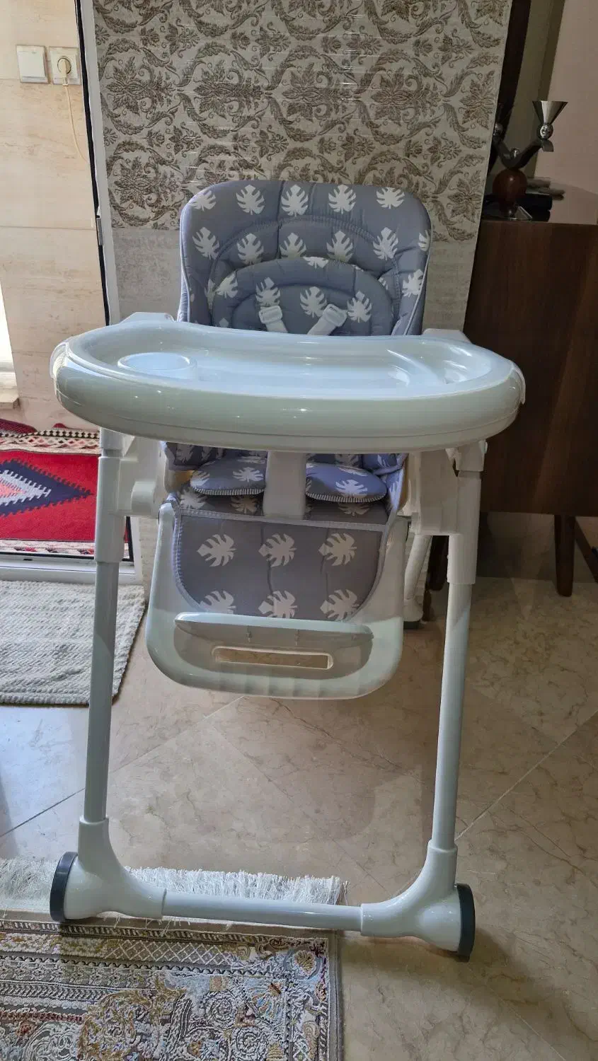 صندلی غذا سوپر بیبی|تخت و صندلی بچه|تهران, مینای شمالی (مخبر)|دیوار