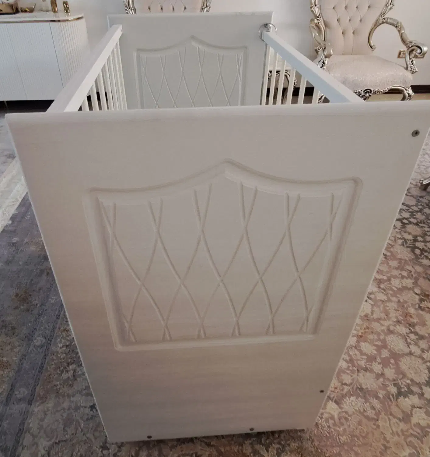 تخت نوزاد متحرک کنار تخت مادر درحد نو|تخت و صندلی بچه|شهریار, شهرک وائین|دیوار