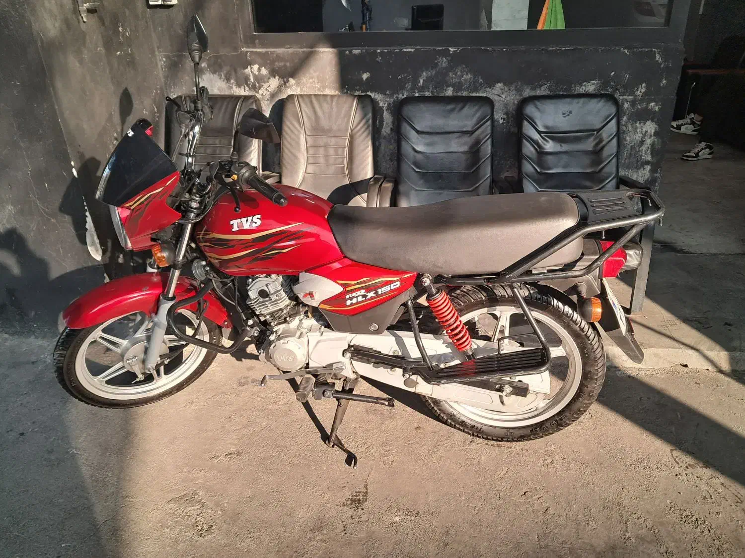 موتور تی وی اس نصف نقد و اقساط|موتورسیکلت|مشهد, سناباد|دیوار