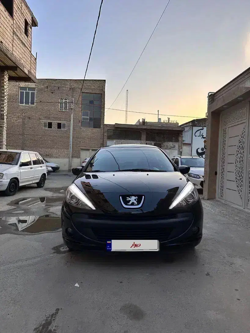 پژو ۲۰۷iاتومات سقف پانا مدل۱۴۰۰.لاکاغذی و درجه یک|خودرو سواری و وانت|یزد, |دیوار