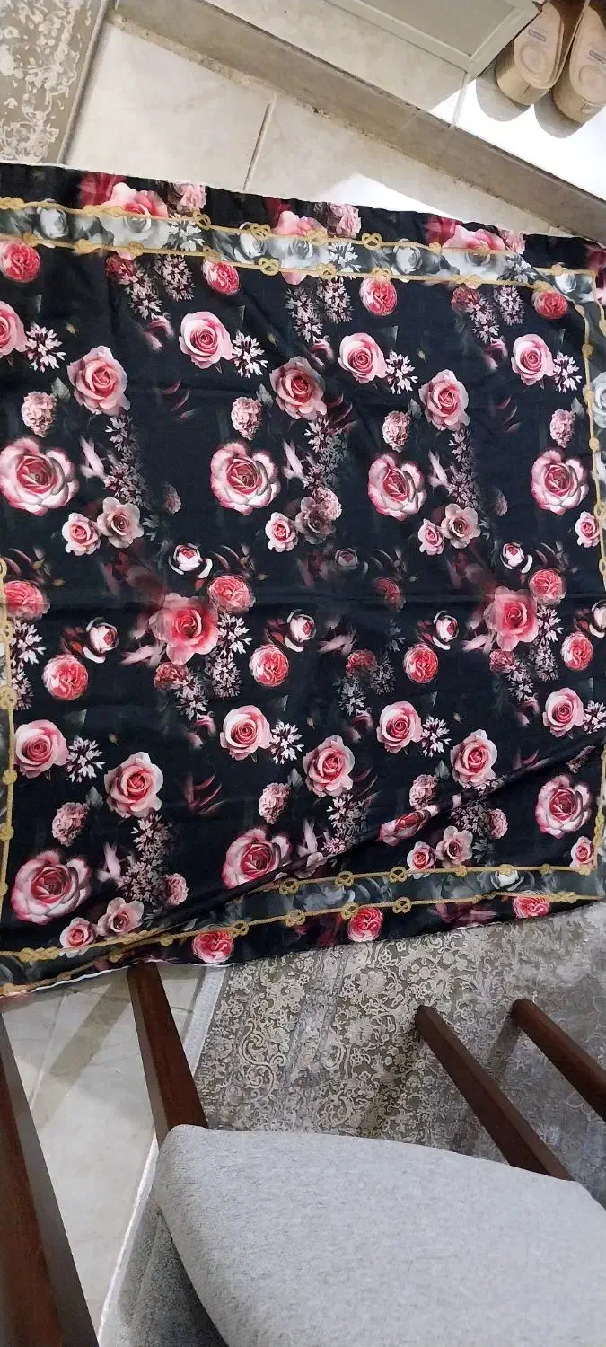 فروش تعدادی لباس و روسری|لباس|قزوین, |دیوار