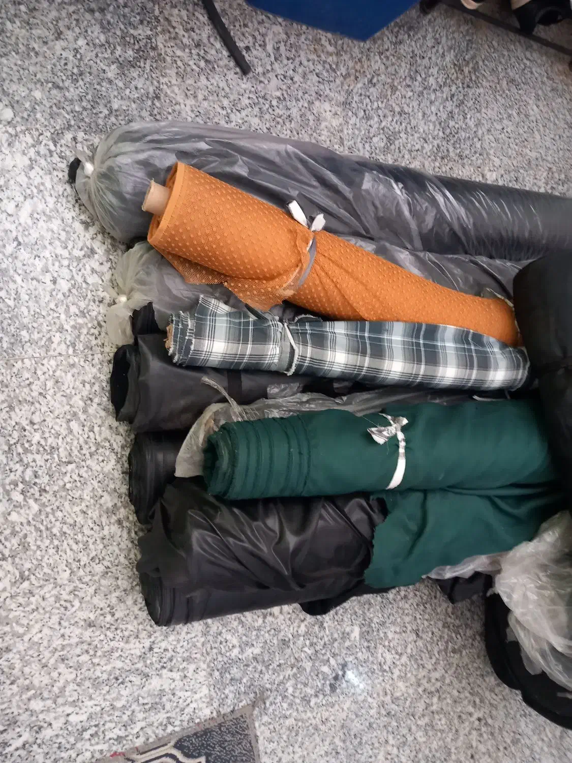 خرید فروش پارچه|لوازم خیاطی و بافتنی|اسلام‌شهر, شهرک محمدیه|دیوار