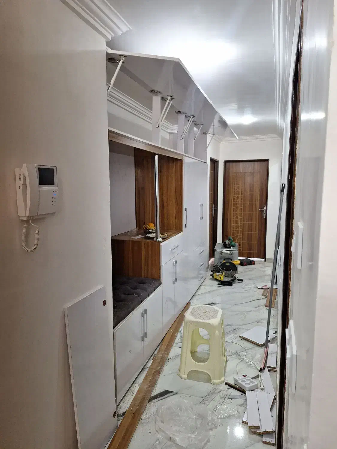 طراحی و اجرایه انواع کمد دیواری و کابینت|جاکفشی، کمد، دراور|نیشابور, شهرک اندیشه|دیوار