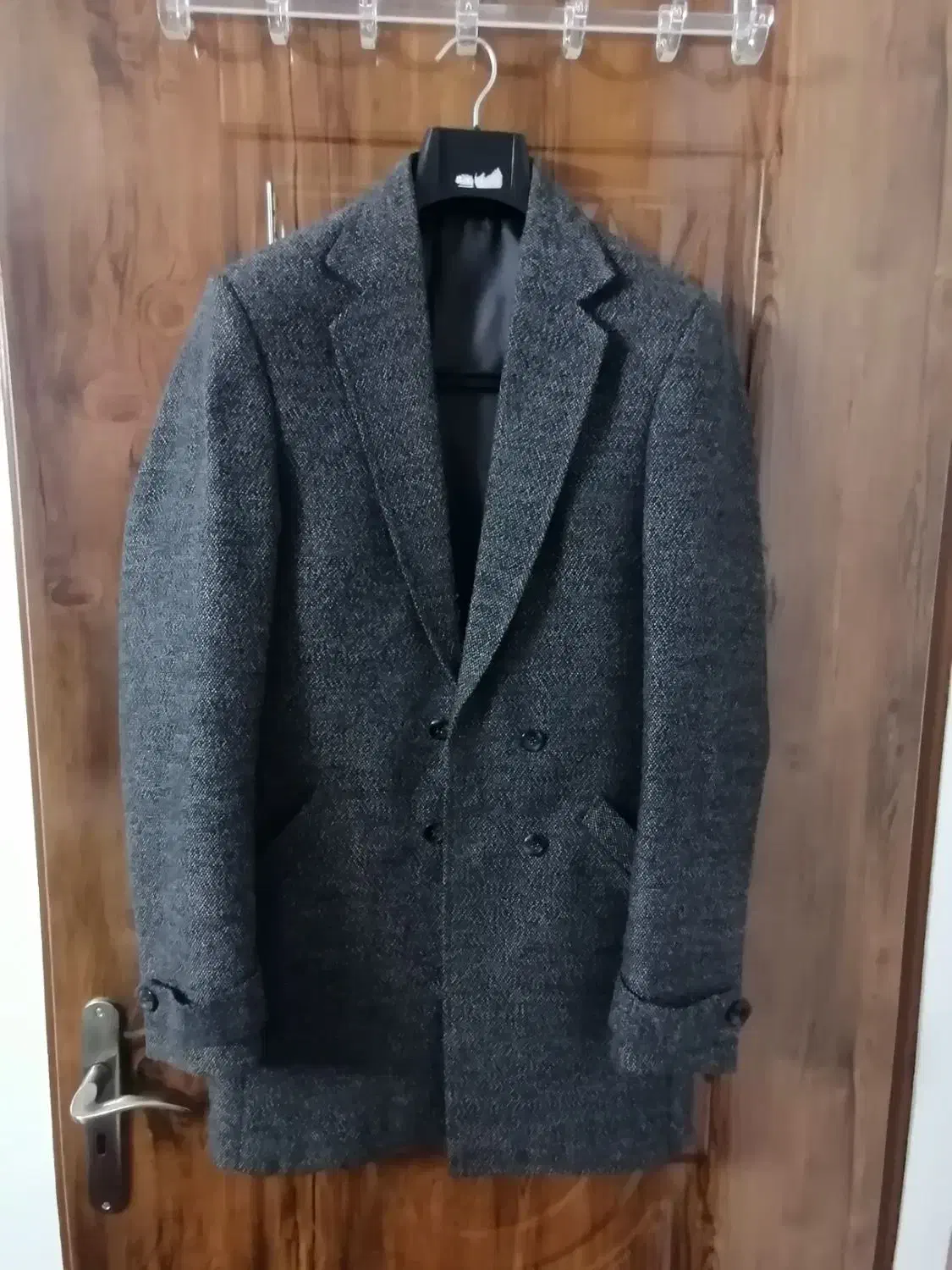 پالتو|لباس|بیرجند, |دیوار