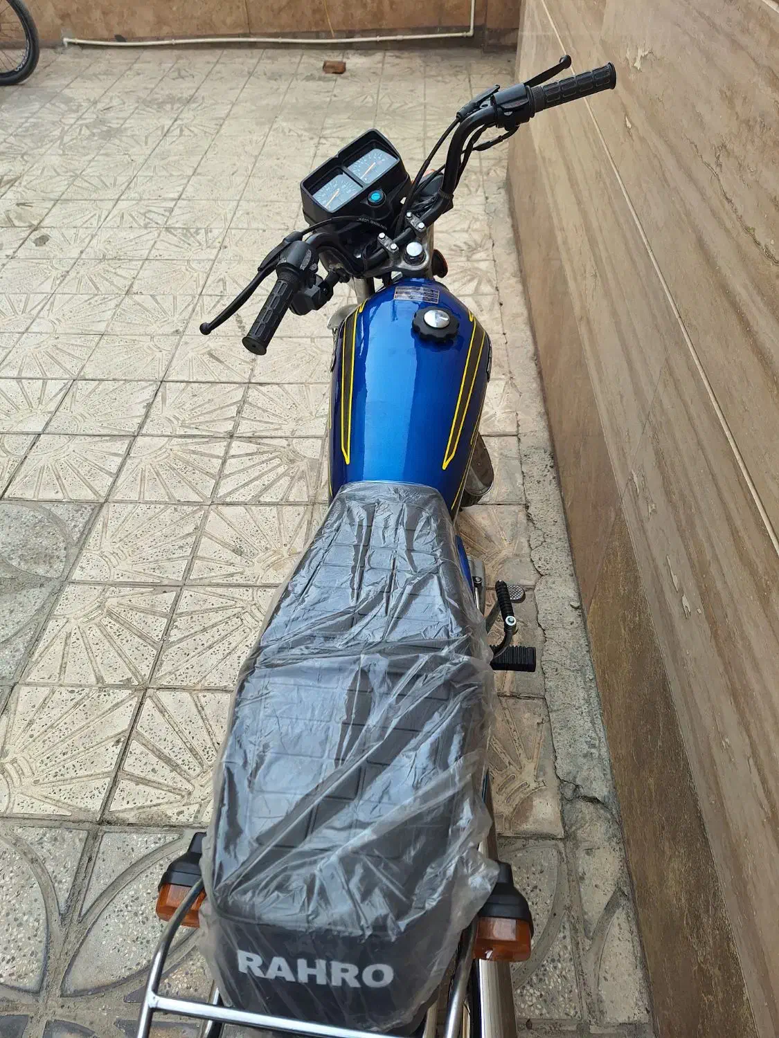 رهرو ۹۵ در حد صفر|موتورسیکلت|پیشوا, |دیوار