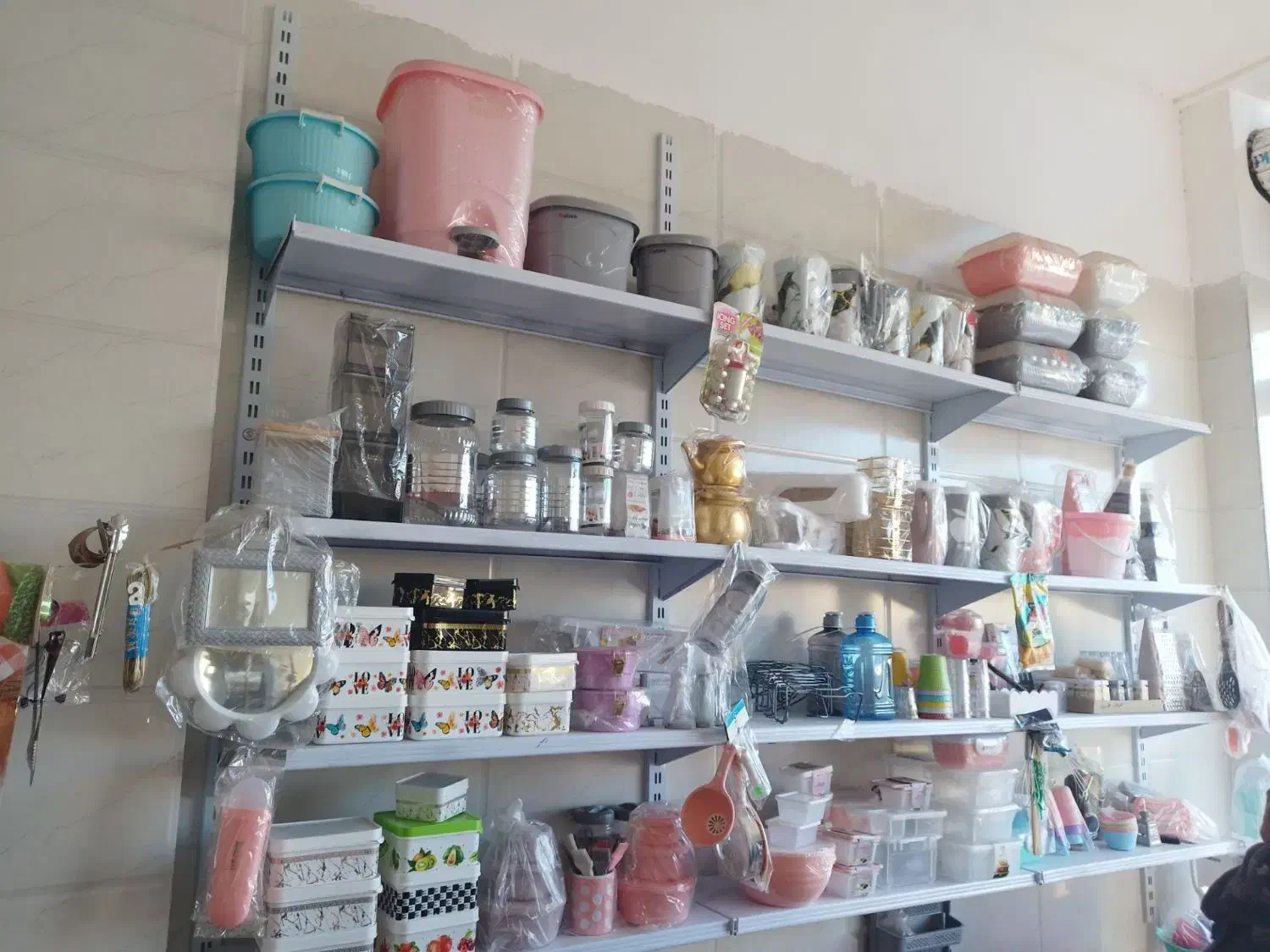 لوازم پلاسکو|ظروف نگهدارنده، پلاستیکی، یک‌بارمصرف|نگار, |دیوار