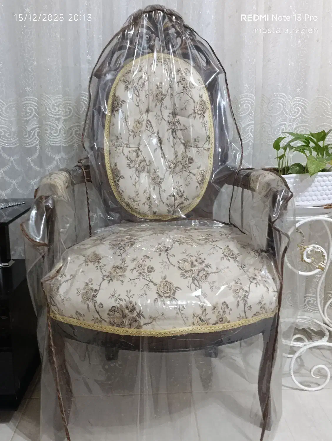 مبلمان سلطنتی قدیمی شیک چوب گردو|مبلمان خانگی و میز عسلی|گناباد, |دیوار