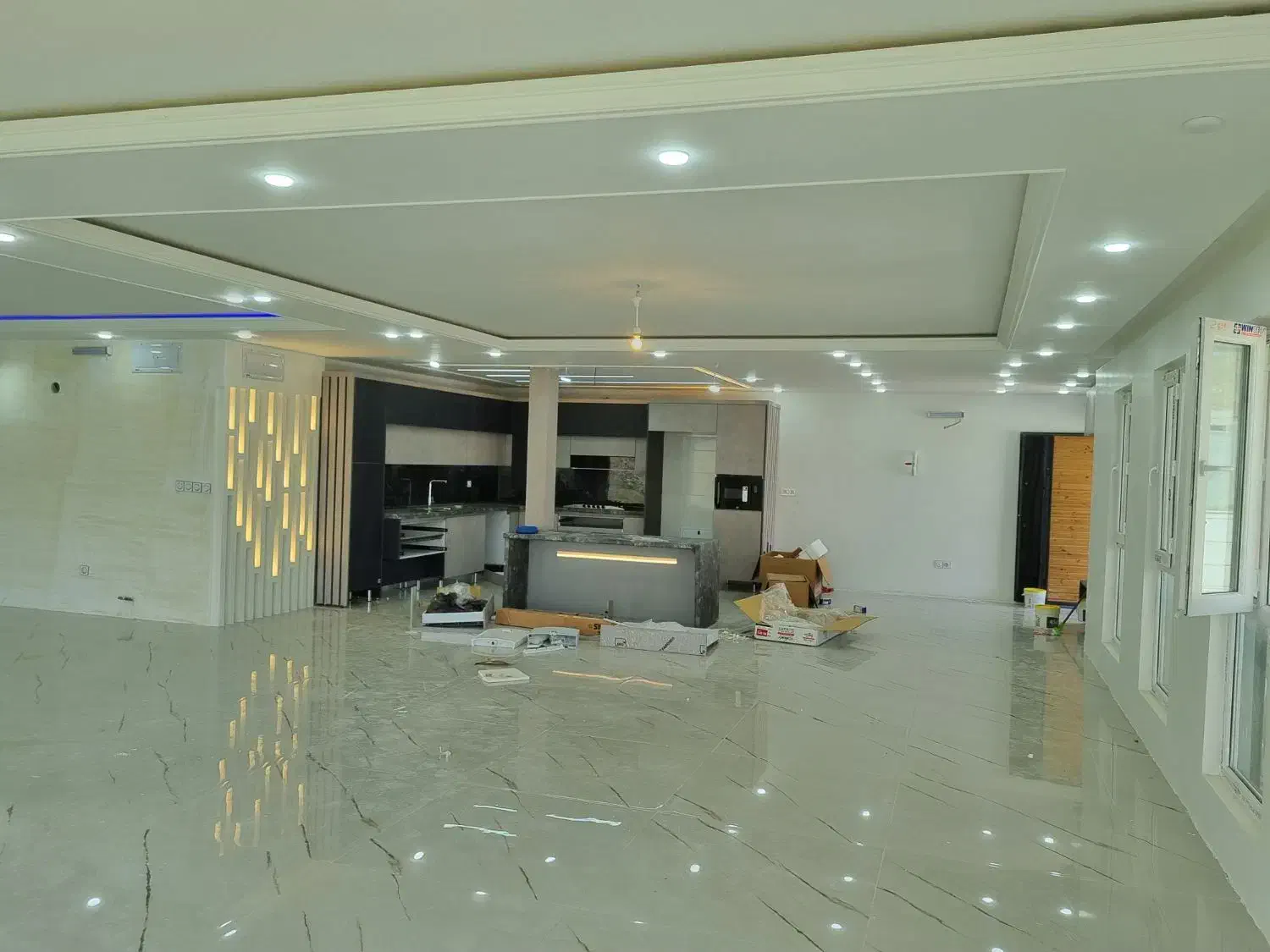 برقکاری رفع عیب نصب لوستر آیفون و..|خدمات پیشه و مهارت|اراک, |دیوار