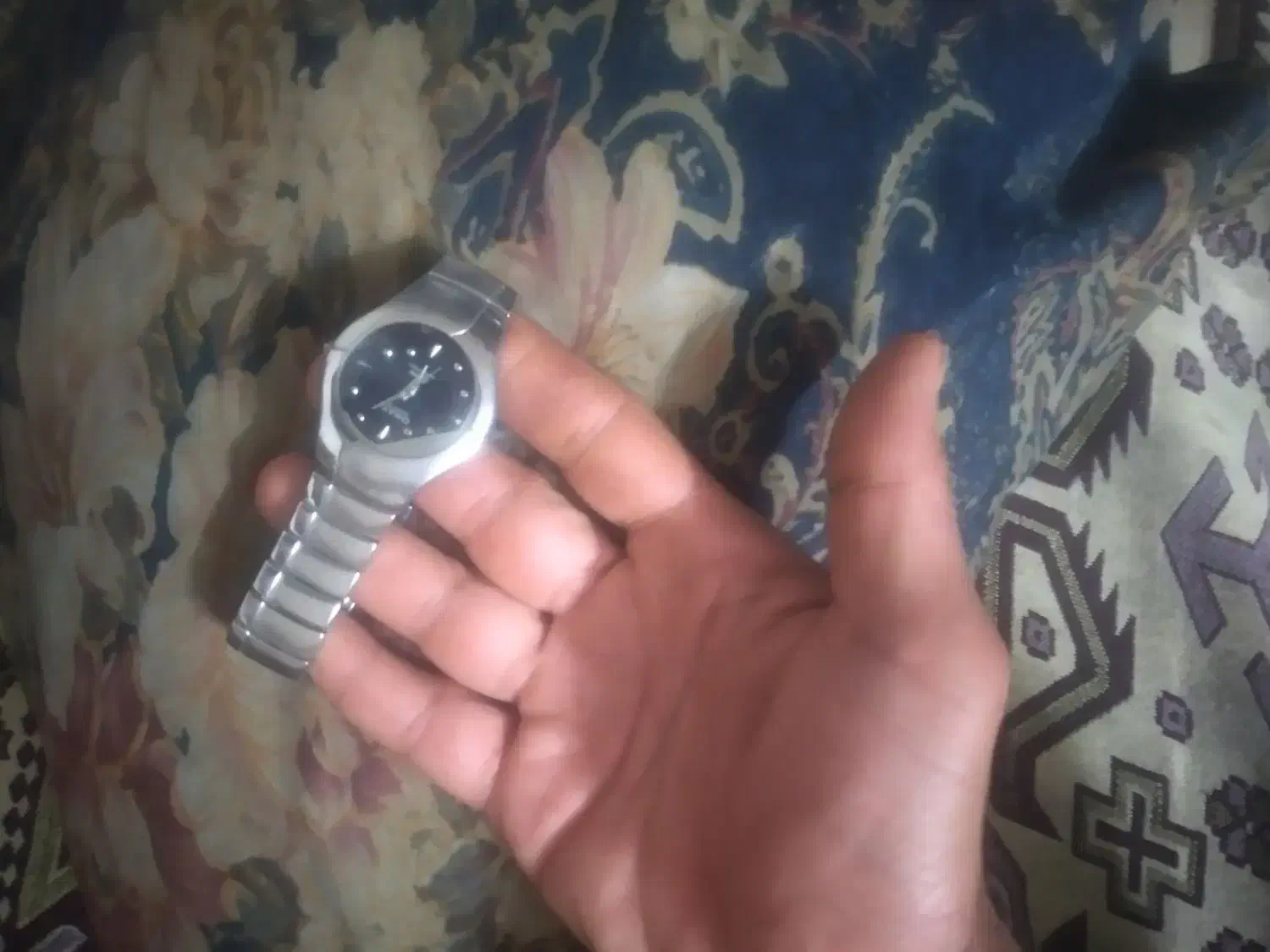 ساعت مچی قدیمی سالم فقط باطری لازم داره|ساعت|شاهینشهر, عطار|دیوار