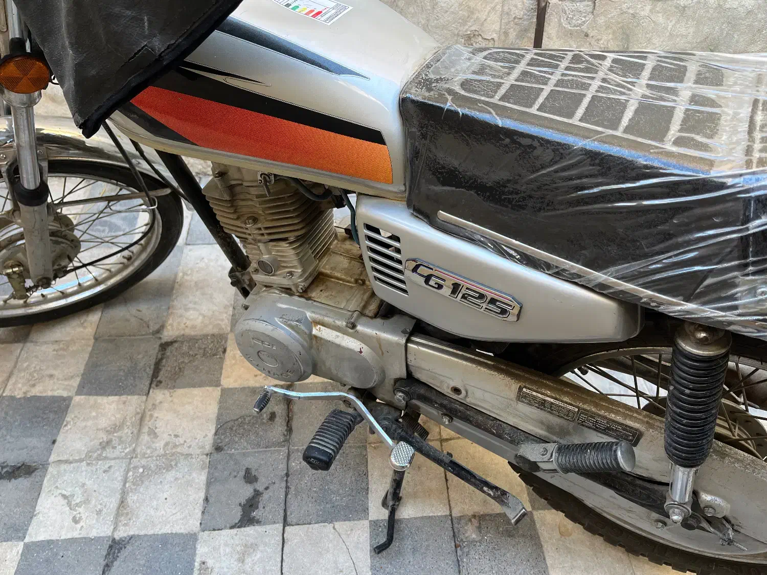 موتور ۱۲۵مدل ۸۳|موتورسیکلت|شیراز, سهل‌آباد|دیوار