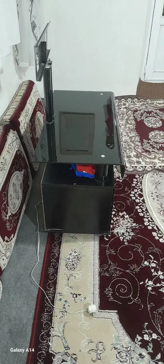 دکور شیشه ای  UL TIMATE|میز تلویزیون|حسین آباد, |دیوار