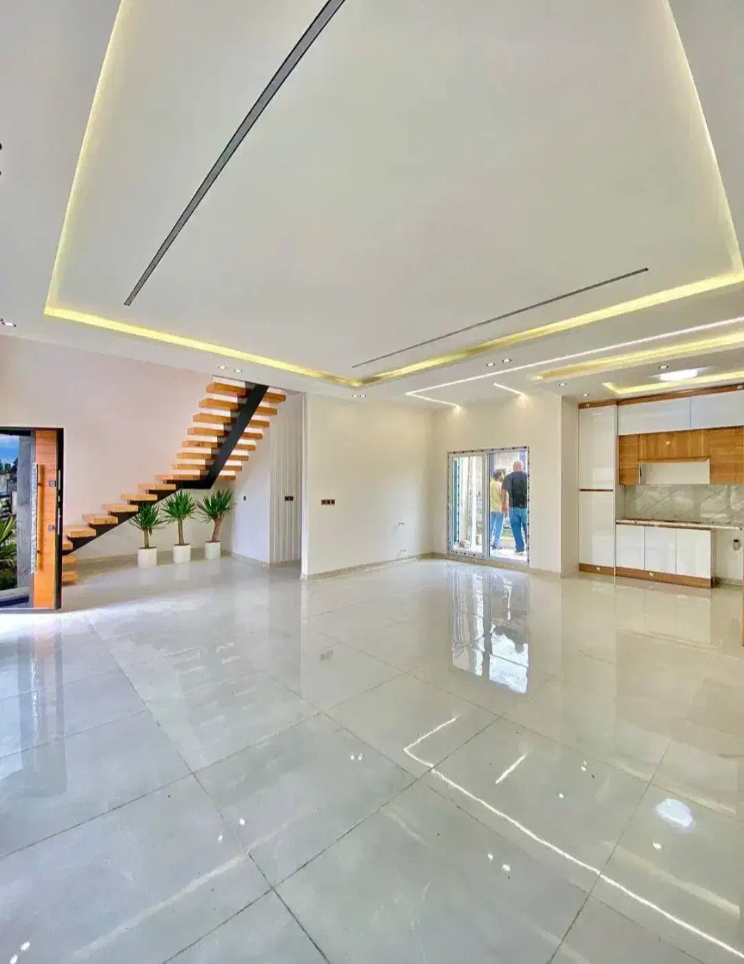 ویلامدرن۲۹۰زمین/۱۸۰بنا/۳خوابه/باسنددرشهرک آیهان|فروش خانه و ویلا|چالوس, |دیوار