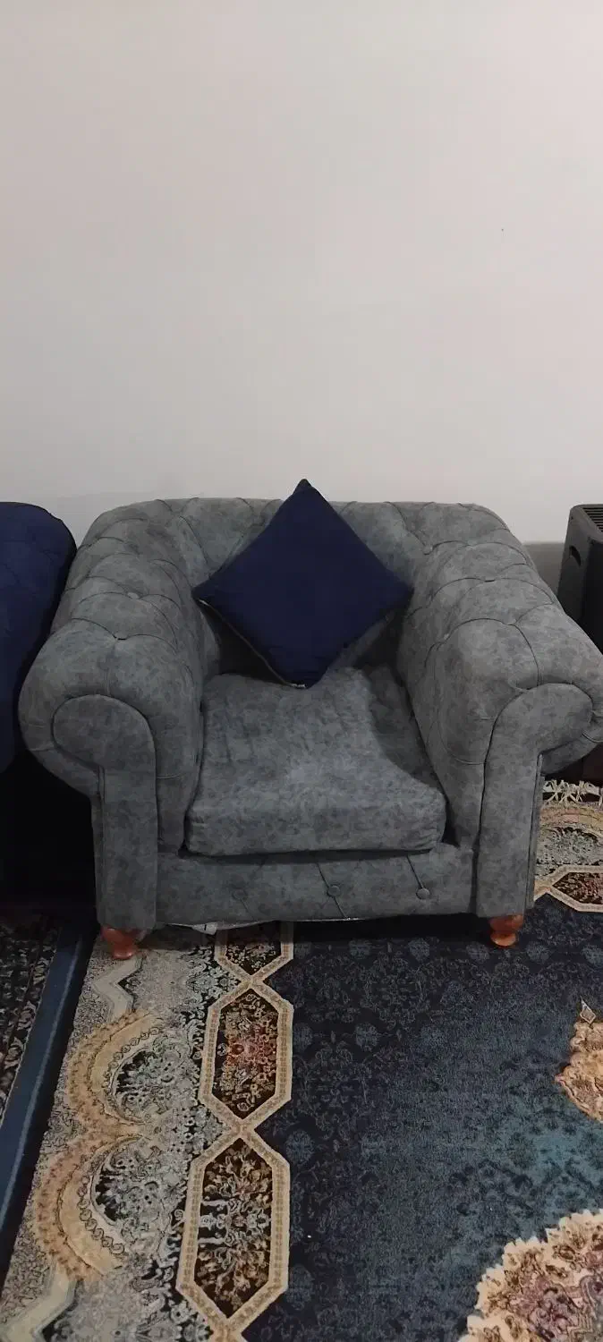 مبل چستر ۷نفره همراه جلو مبلی سه تیکه|مبلمان خانگی و میز عسلی|ملارد, |دیوار