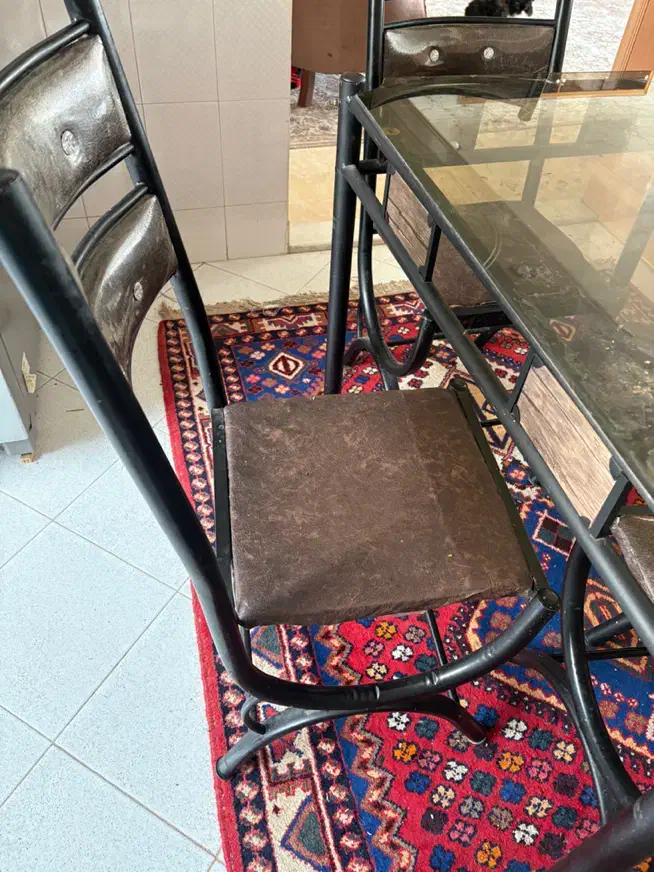 میز و صندلی غذاخوری ۴نفره|میز و صندلی غذاخوری|اصفهان, باغ زرشک|دیوار