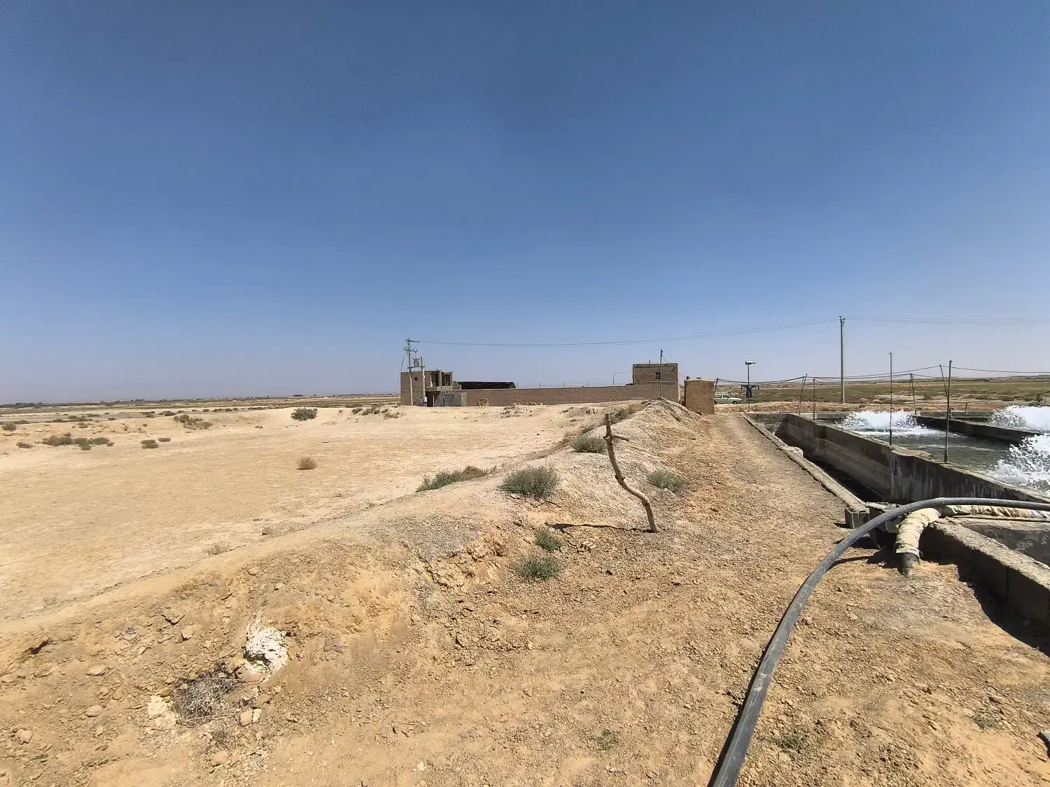 زمین کشاورزی و پرورش ماهی فقط 30 میلیارد تومن|فروش دفتر صنعتی، کشاورزی، تجاری|اژیه, |دیوار