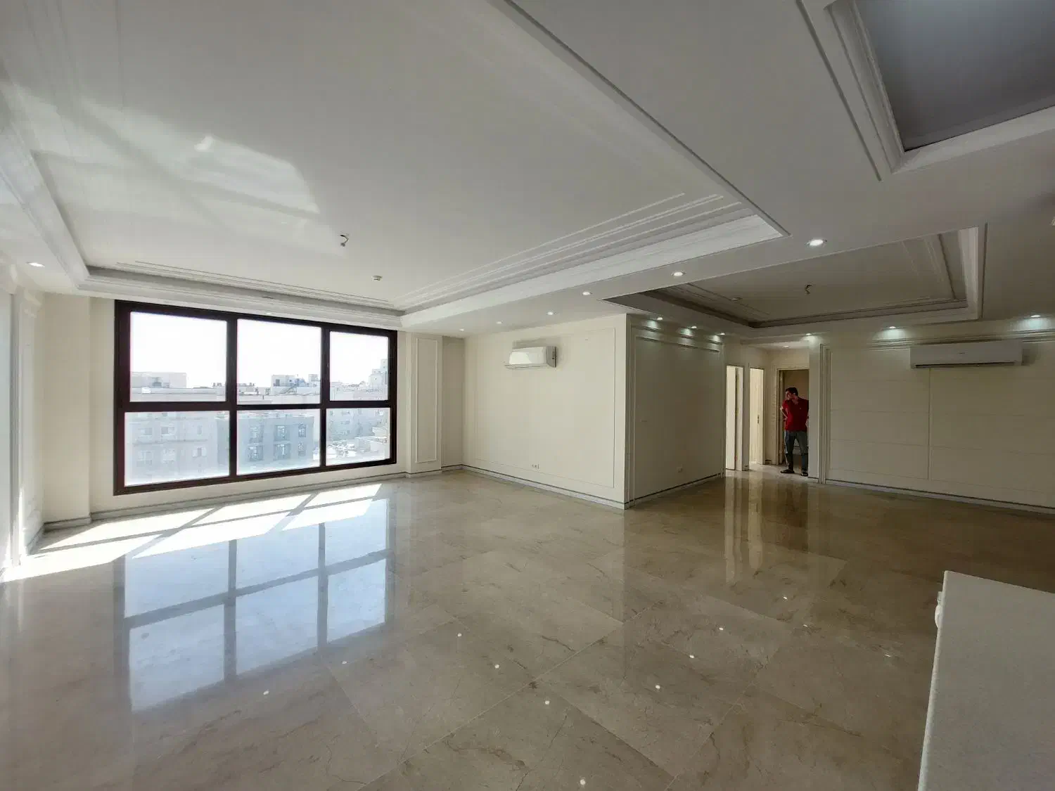 * ۱۷۰ متر نوساز / ۲ پارکینگ/ روف گاردن /میرداماد