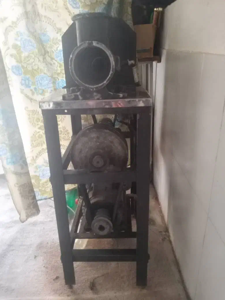 چرخ گوشت و یخچال|کافی‌شاپ و رستوران|صوفیان, |دیوار