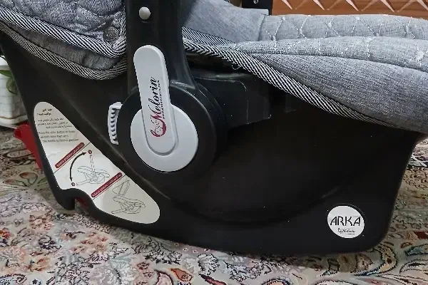 کریر ملورین|کالسکه و لوازم جانبی|رشت, منظریه|دیوار