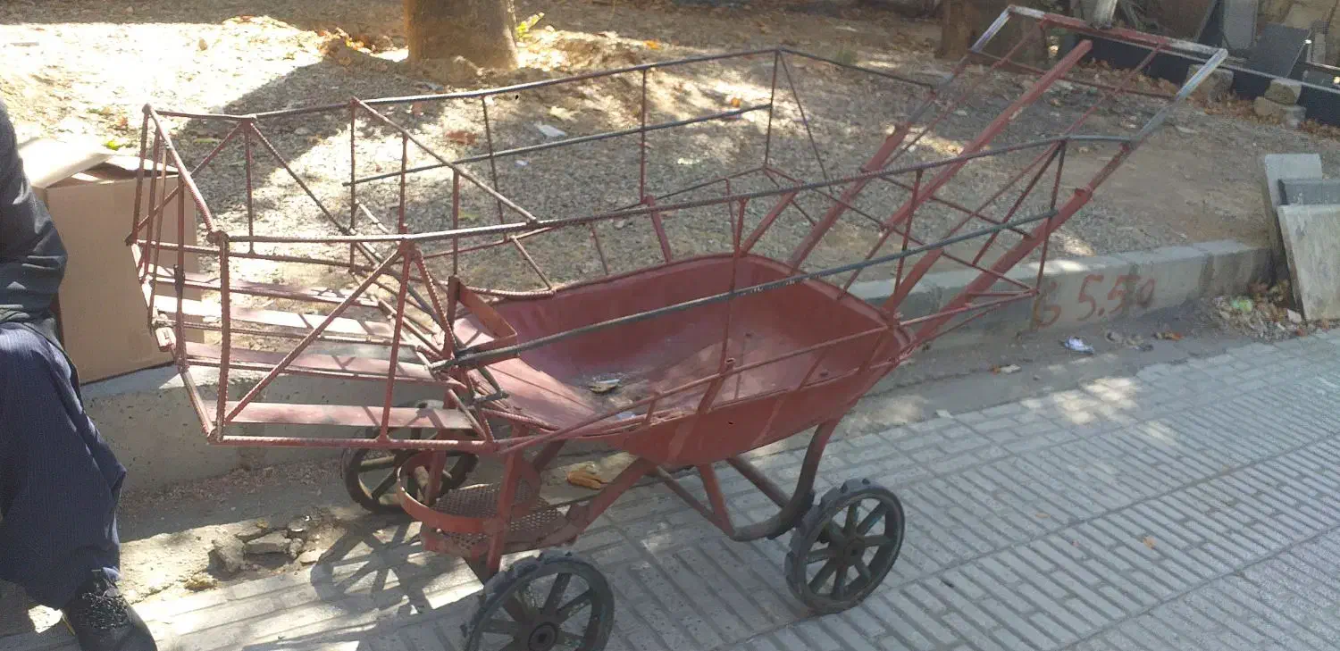 چرخ باری|ابزارآلات|صحنه, |دیوار