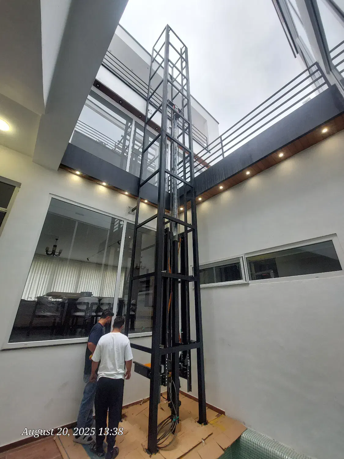 صفر تا صد آسانسور هیدرولیک و کششی|خدمات پیشه و مهارت|تهران, خلیج فارس|دیوار