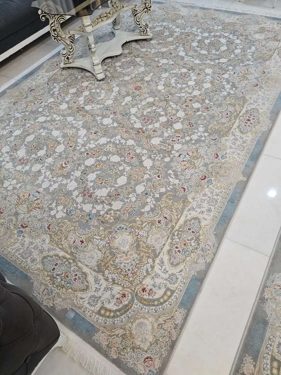 فرش ماشینی ۲در ۳ اطلس نقرهای برجسته|فرش|مشهد, جانباز|دیوار