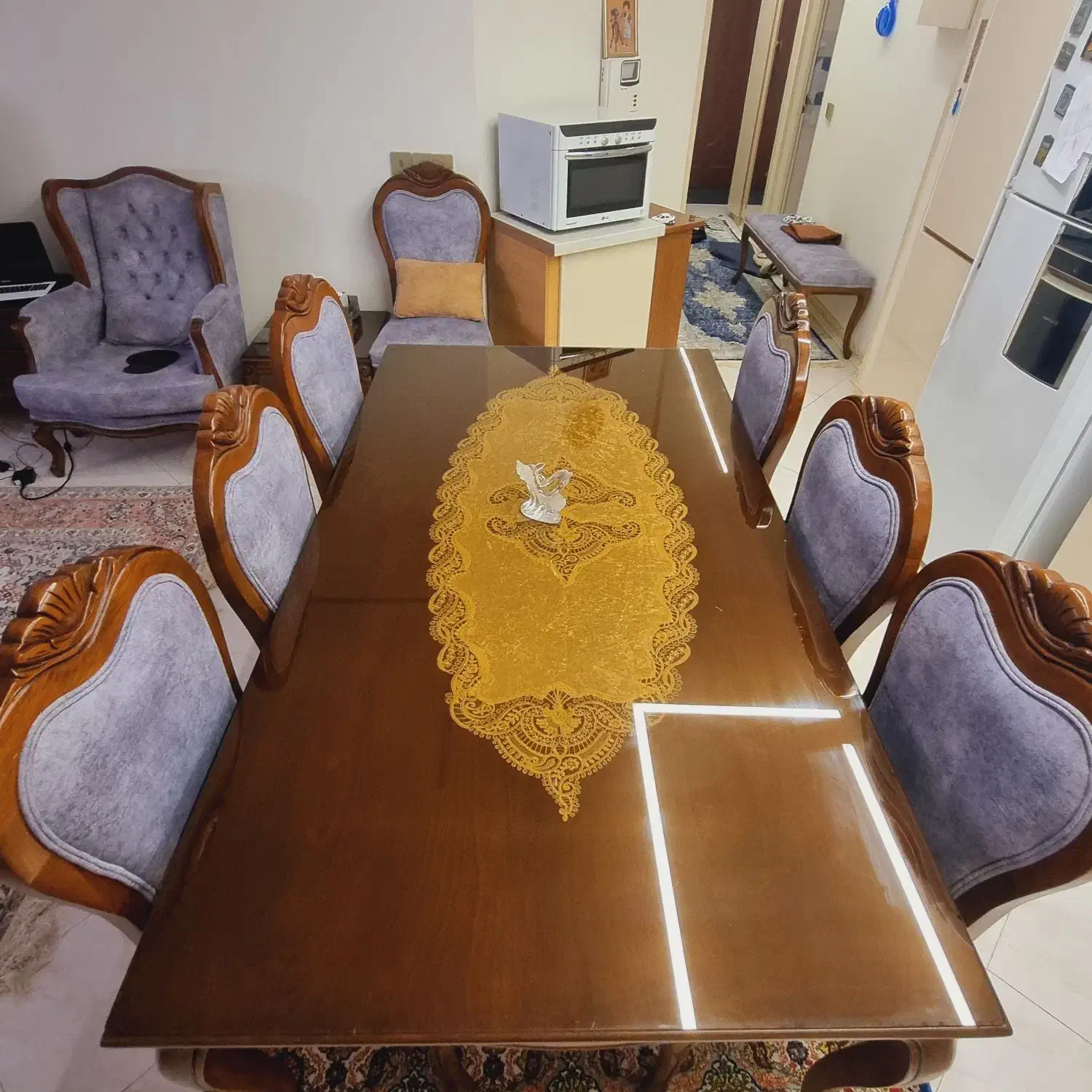 مبل نیوکلاسیک چستر ۷نفره وناهار خوری ۸نفره|مبلمان خانگی و میز عسلی|تهران, اکباتان|دیوار