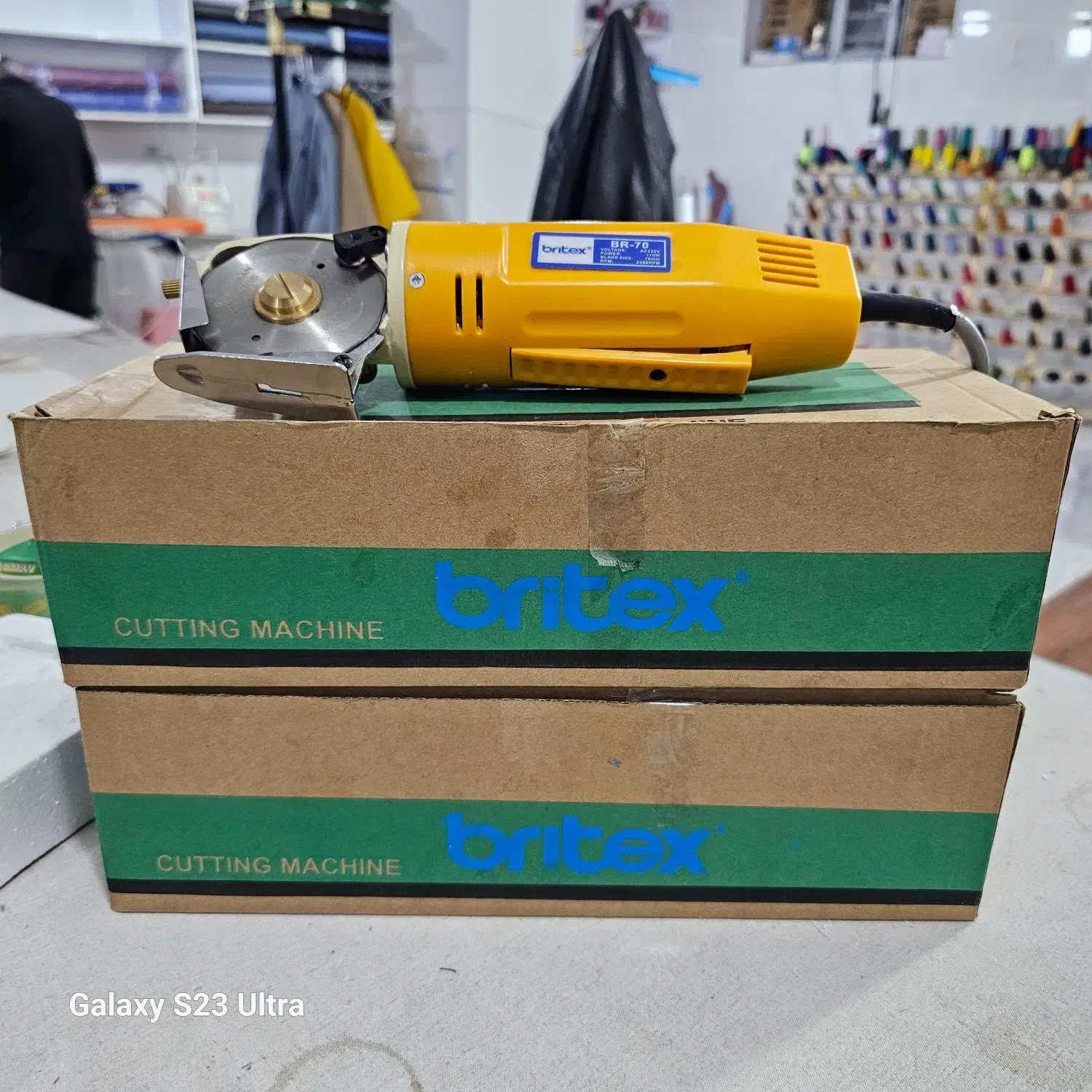 قیچی برقی|لوازم خیاطی و بافتنی|کاشمر, |دیوار