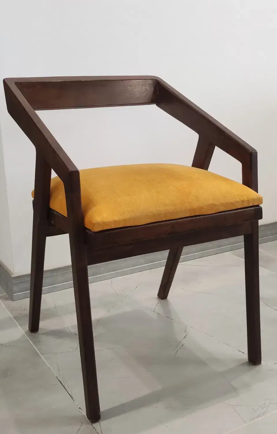 صندلی چوبی کانتر|میز و صندلی غذاخوری|چالوس, |دیوار