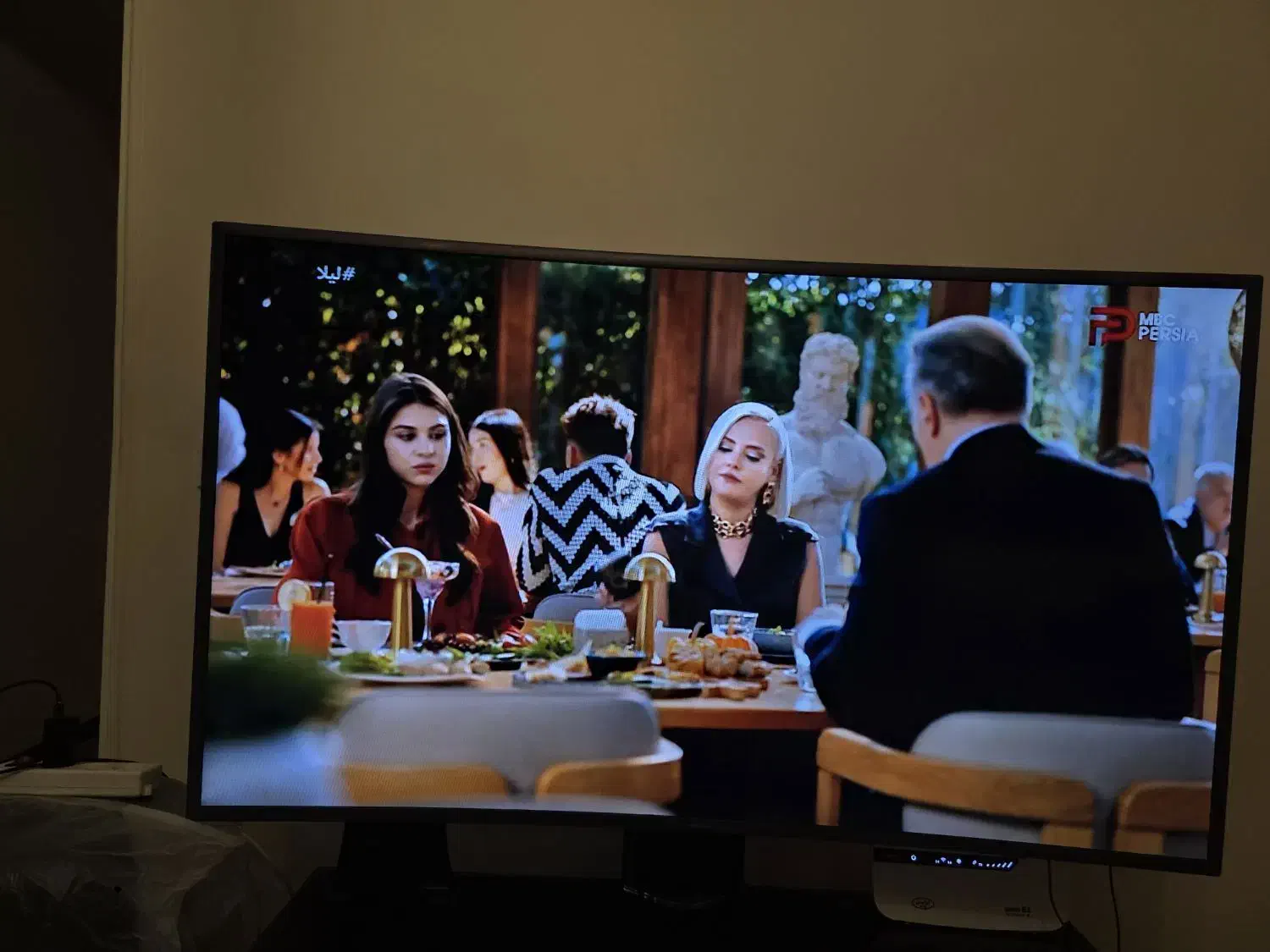 تلوزیون سامسونگ شرکتی ( سام سرویس )|تلویزیون و پروژکتور|تهران, هروی|دیوار