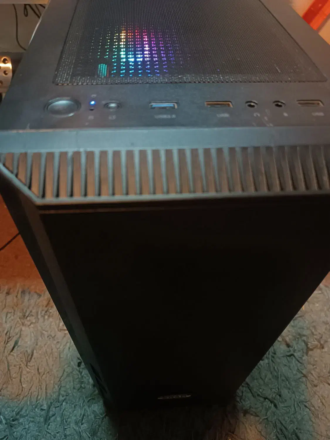 کیس گیمینگ و فرمان و پدال گاز|رایانه رومیزی|رشت, چله خانه|دیوار