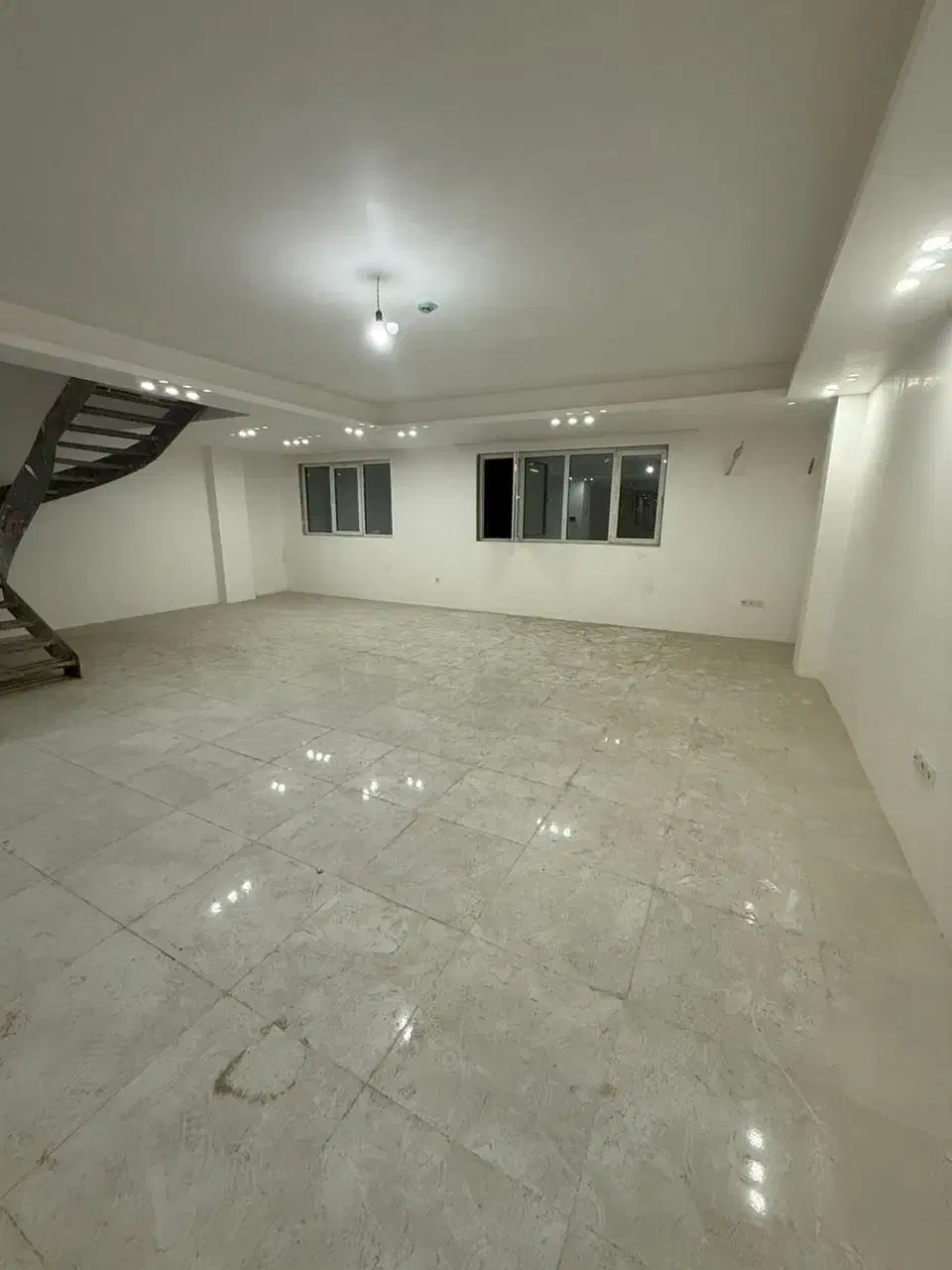 فروش ۲۱۰متری دوبلکس در بهترین لوکیشن گلشهرجنوبی|فروش آپارتمان|بندرعباس, |دیوار