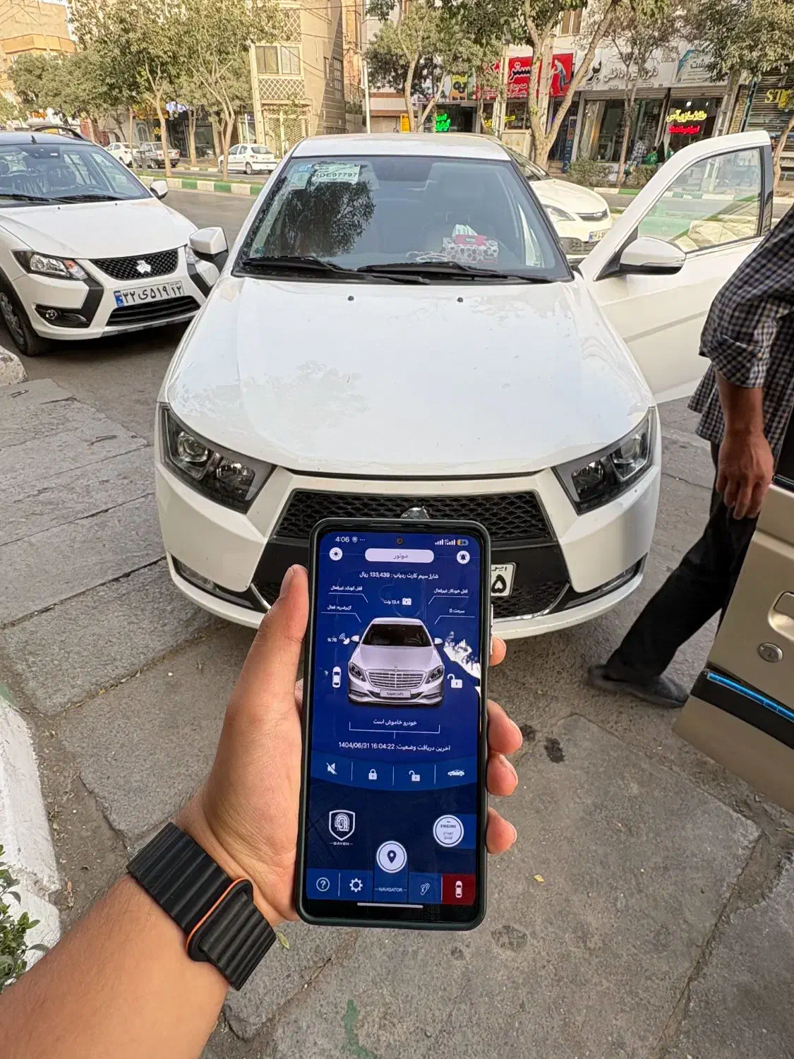 دزدگیر خودروهمراه با ردیاب امنیتی سایه فروشگاه1003|قطعات یدکی و لوازم جانبی|مشهد, شهید مطهری|دیوار